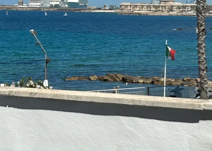 Stella Di Mare- Cruise Shuttle